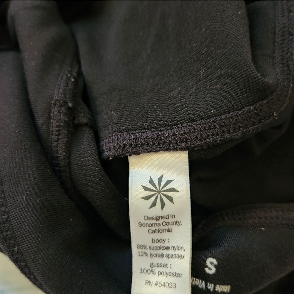 Athleta Excursion Tight Size Small - image 6